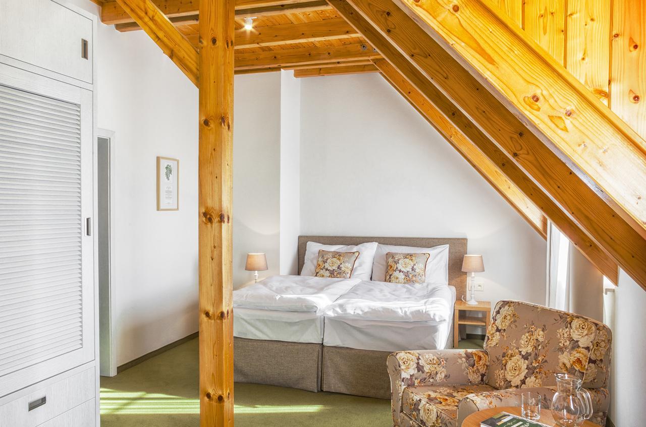 Malvazia Otel Prievaly Dış mekan fotoğraf